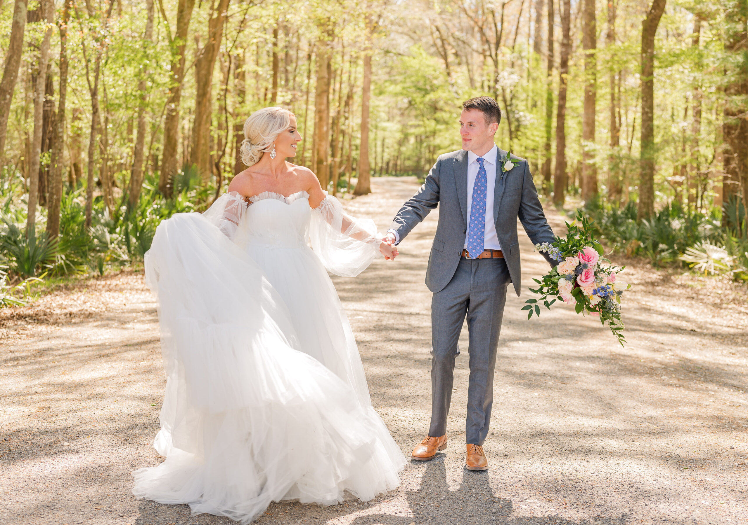 South Carolina outdoor wedding venue surrounded by Spanish moss trees