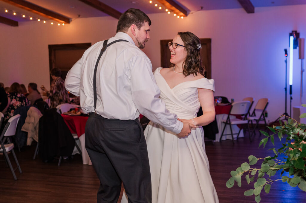 A casual fall wedding on a beautiful November afternoon at West Oaks Farms by JoLynn Photography